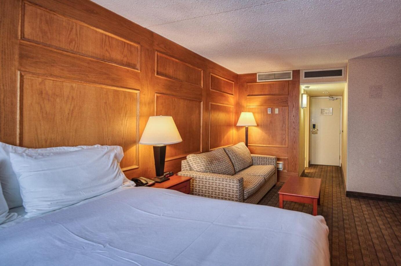 Amenida Residences, YYC Dış mekan fotoğraf