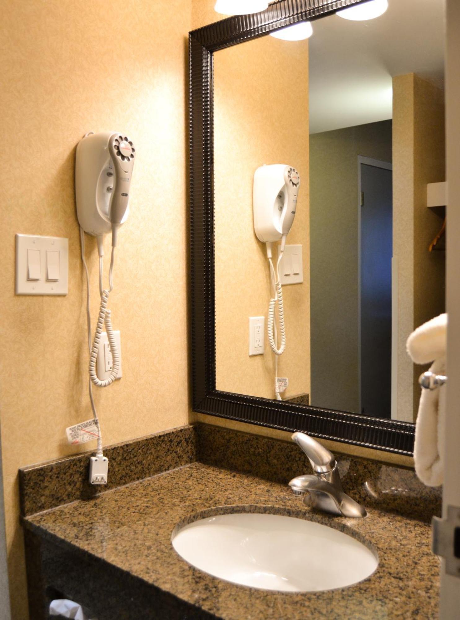 Amenida Residences, YYC Dış mekan fotoğraf